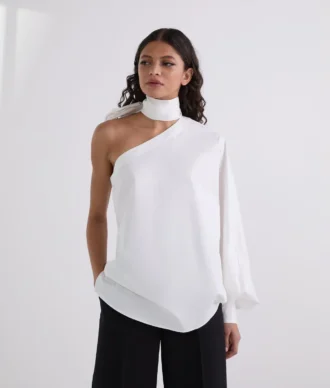 CAMISA DE UMA MANGAS COM DETALHE DE LAÇO