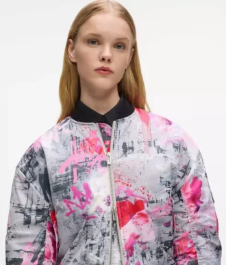 Casaco bomber com pintura integral